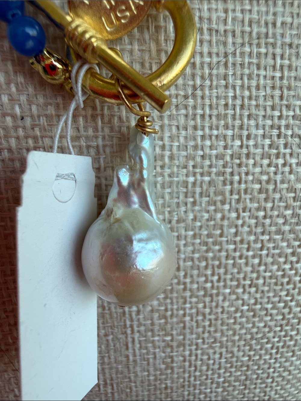 Blue Beaded Necklace with Gold Toggle and Pearl Pendant - Picture 5 of 7